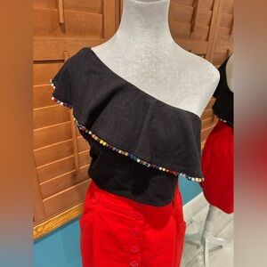 BCBG cropped one shoulder top